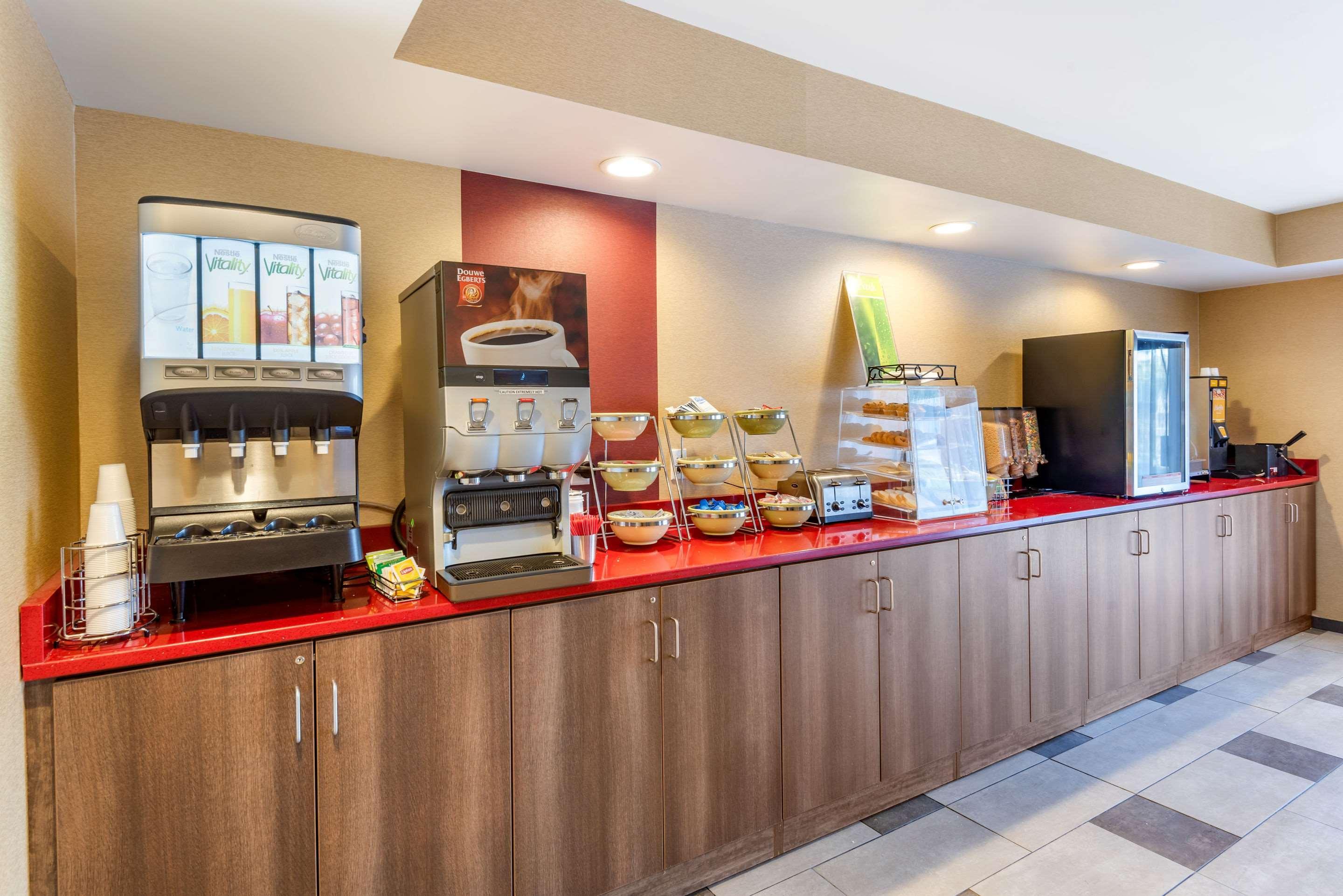 Quality Inn Falconer - Jamestown Exterior photo